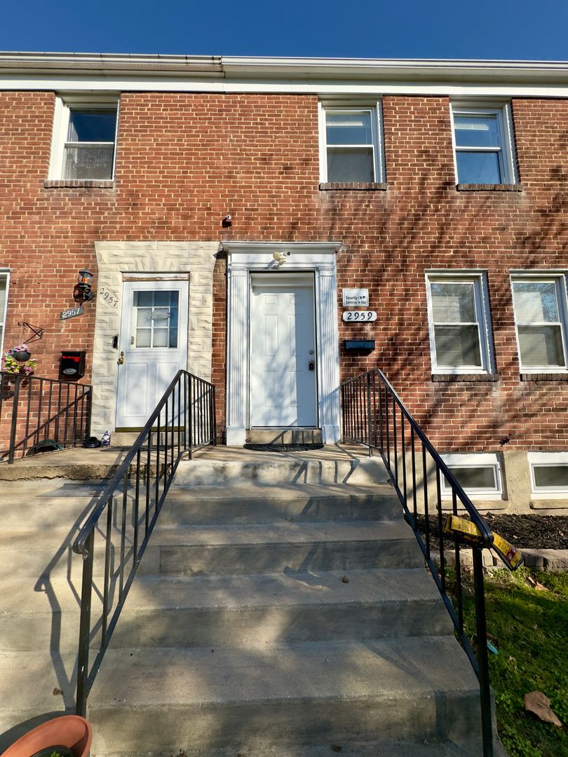 Dundalk Townhome: 2959 Liberty Parkway