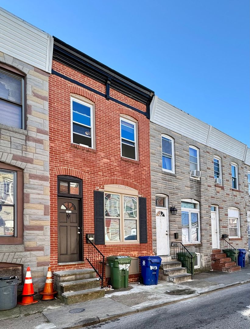 Baltimore Townhome: 3413 Leverton Ave
