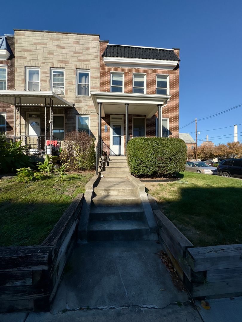 Baltimore Townhome: 1300 Haubert St