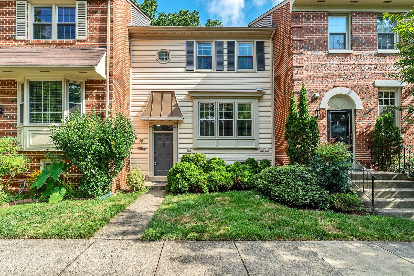 VIENNA House: 2826 KELLY SQ