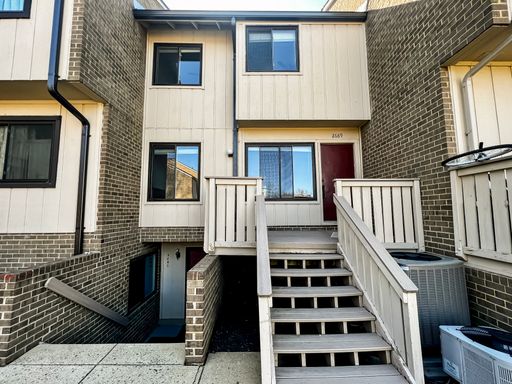 Recently Renovated Contemporary Apartment In Lovely Mosbys Landing