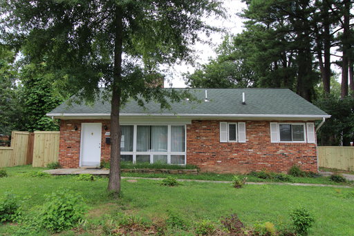 Bright and Inviting 3 Bedroom, 2 Bathroom Home in Fairfax City – photo 1