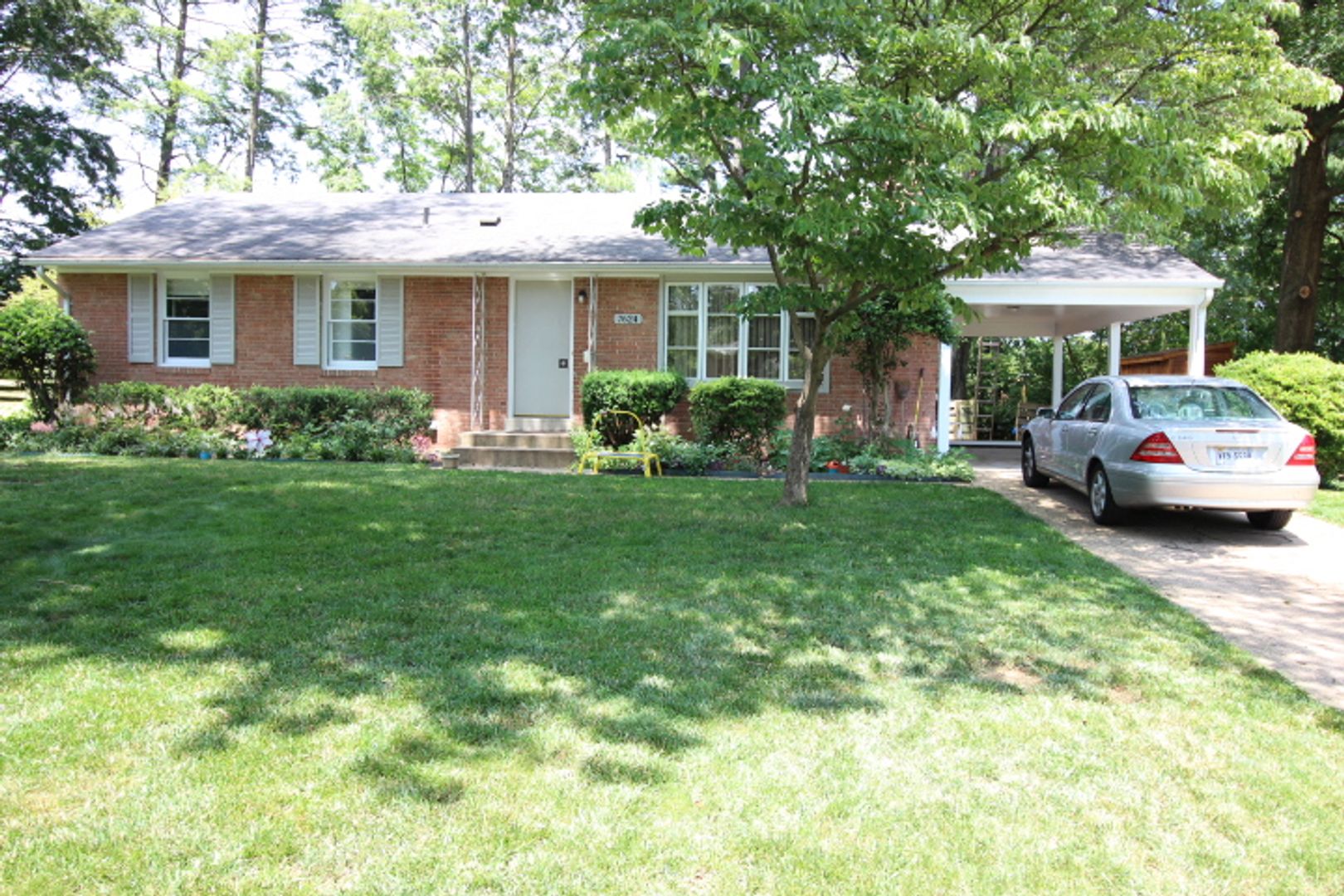 ANNANDALE House: 7624 ERIE ST