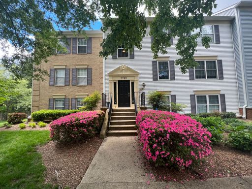 Refreshing 1 Bedroom 1 Bathroom Unit With Patio In New Providence Village – photo 1