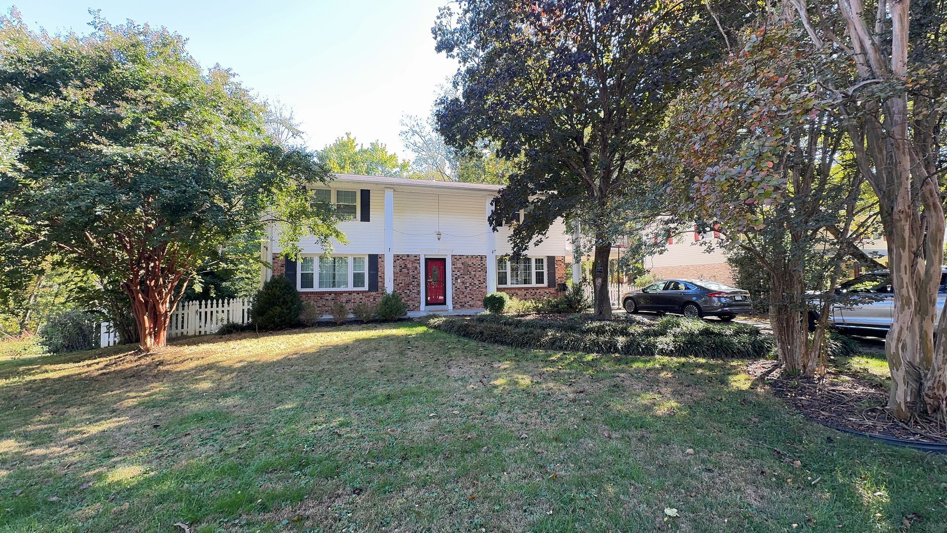 Springfield House: 7207 Reservation Dr