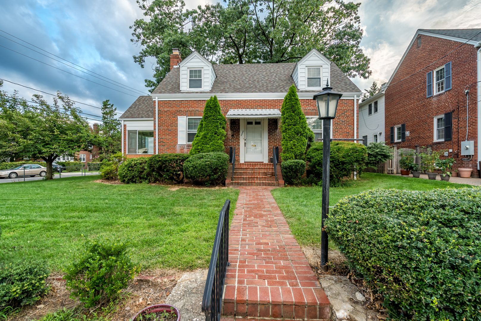 ARLINGTON House: 2300 BUCHANAN ST N