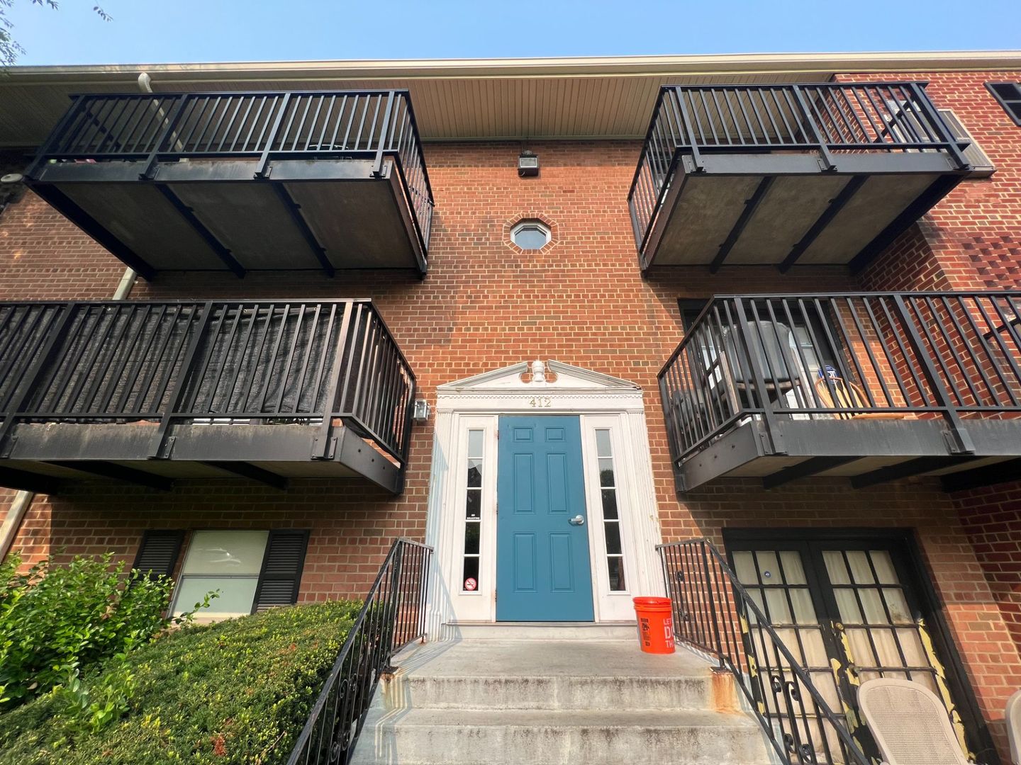 Alexandria Condo: 412 Armistead St. N #203