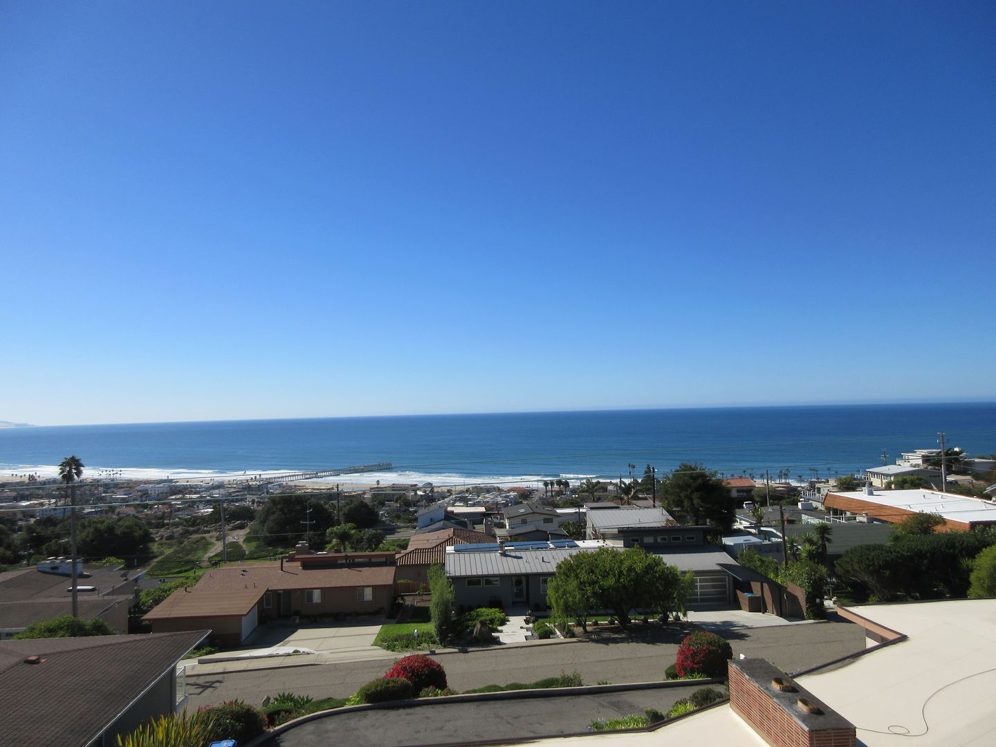 Pismo Beach House: 851 Fresno St.