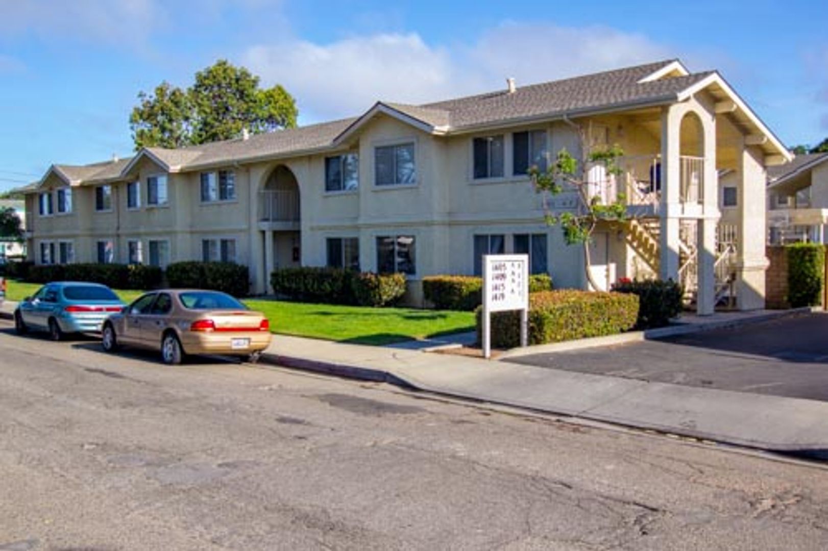 Grover Beach Apartment: 1405-1409 Longbranch