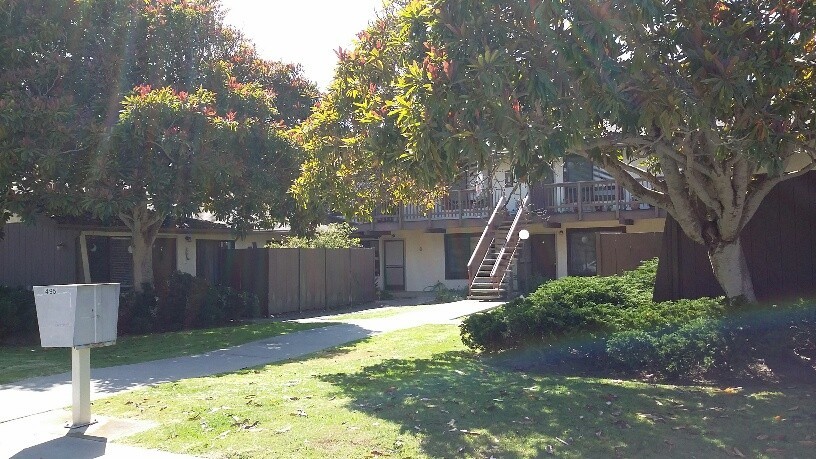 Morro Bay Apartment: 495 Napa Ave