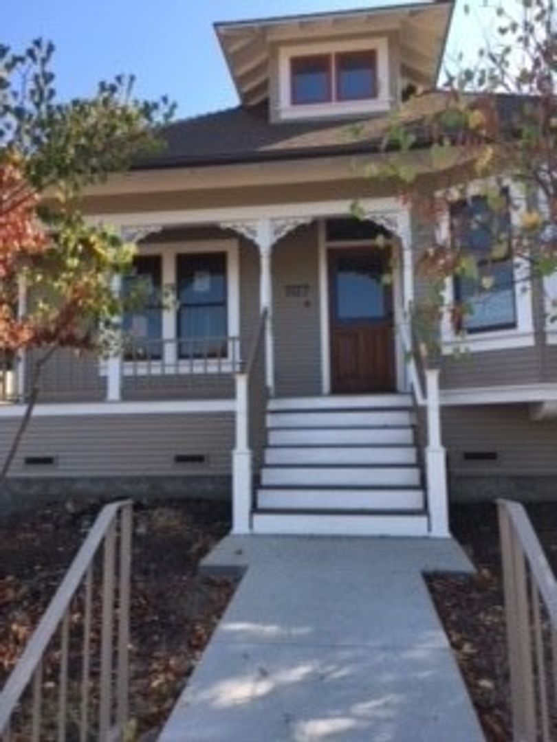 San Luis Obispo Apartment: 1127 George Street