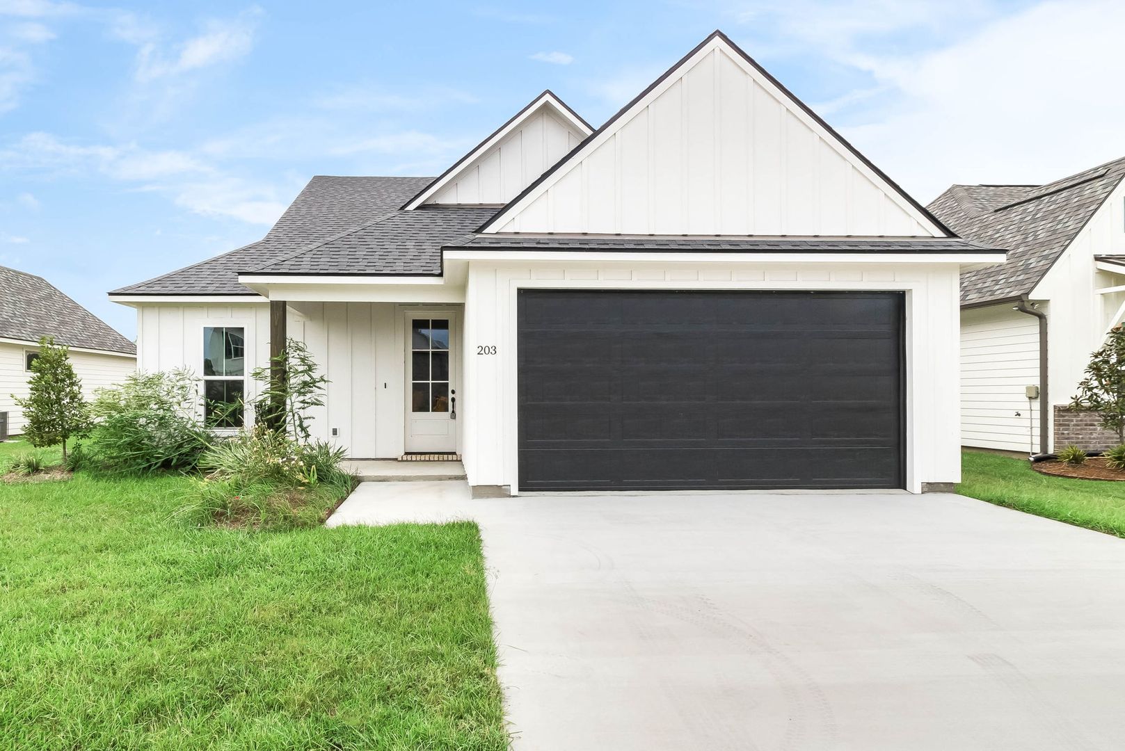 Youngsville House: 203 Benson Grove