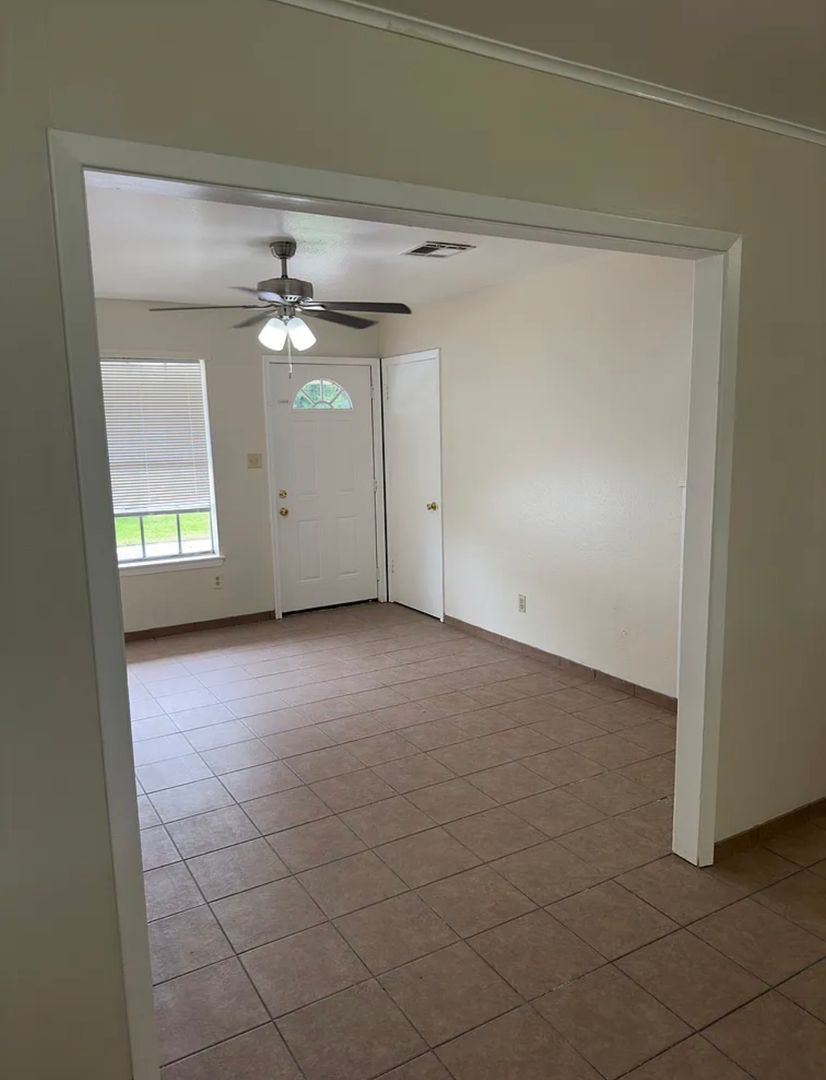 214 Guidry Road 2 of 8