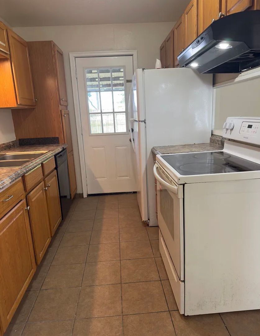 214 Guidry Road 3 of 8