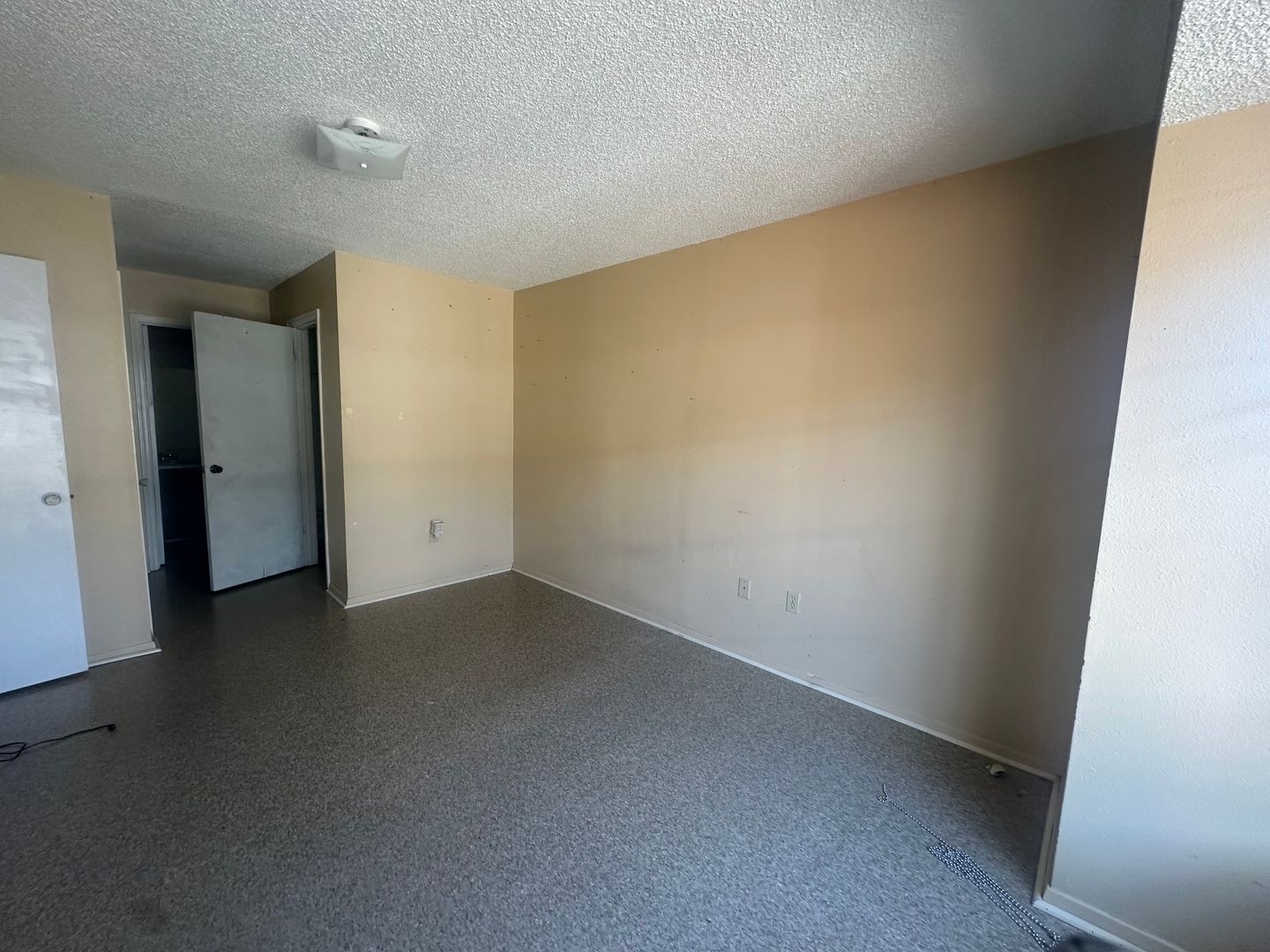 Duson Apartment: 102 Meudon