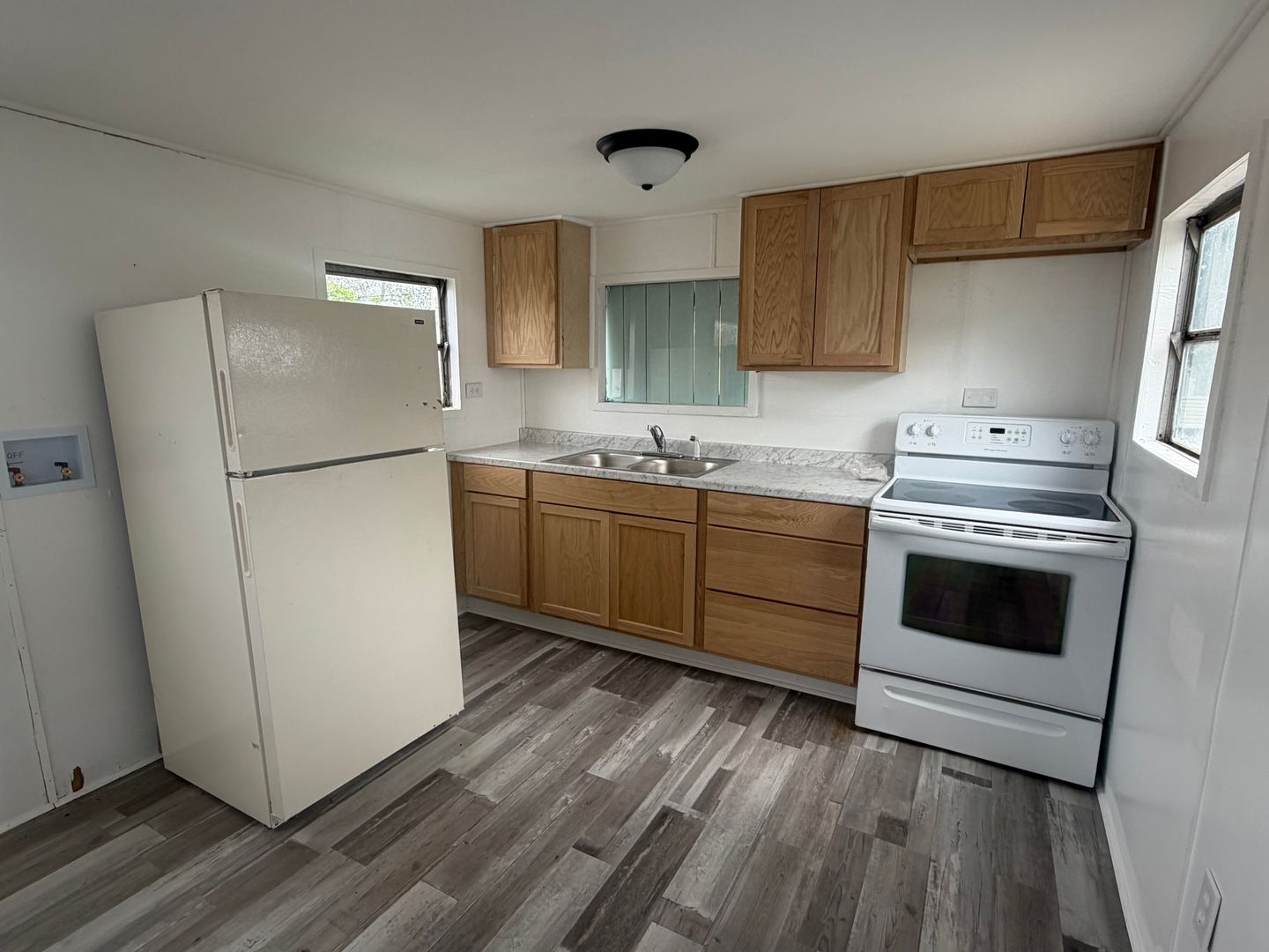 New Iberia House: 1110 Walton Street