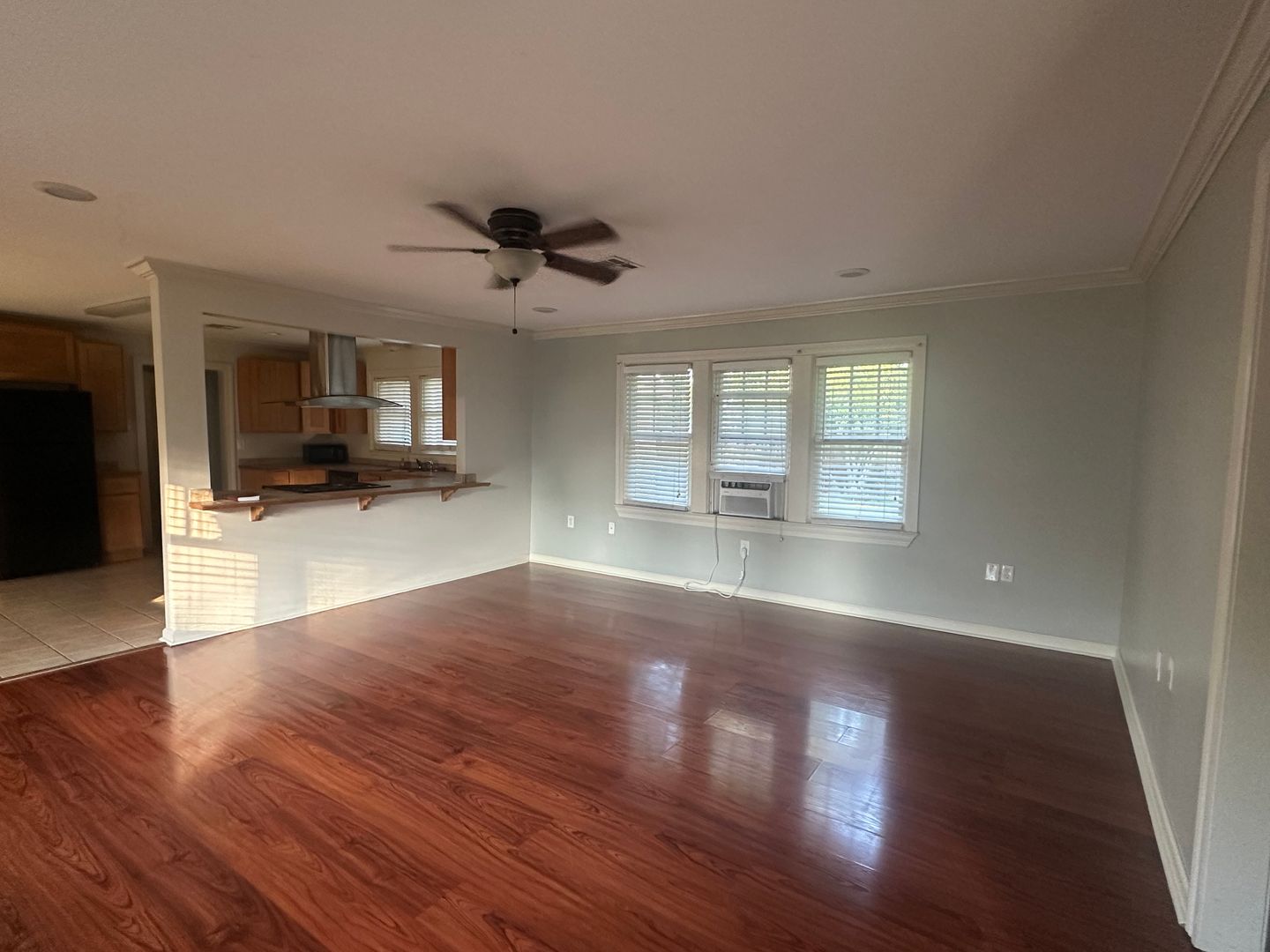 Lafayette House: 902 Oaklawn Avenue