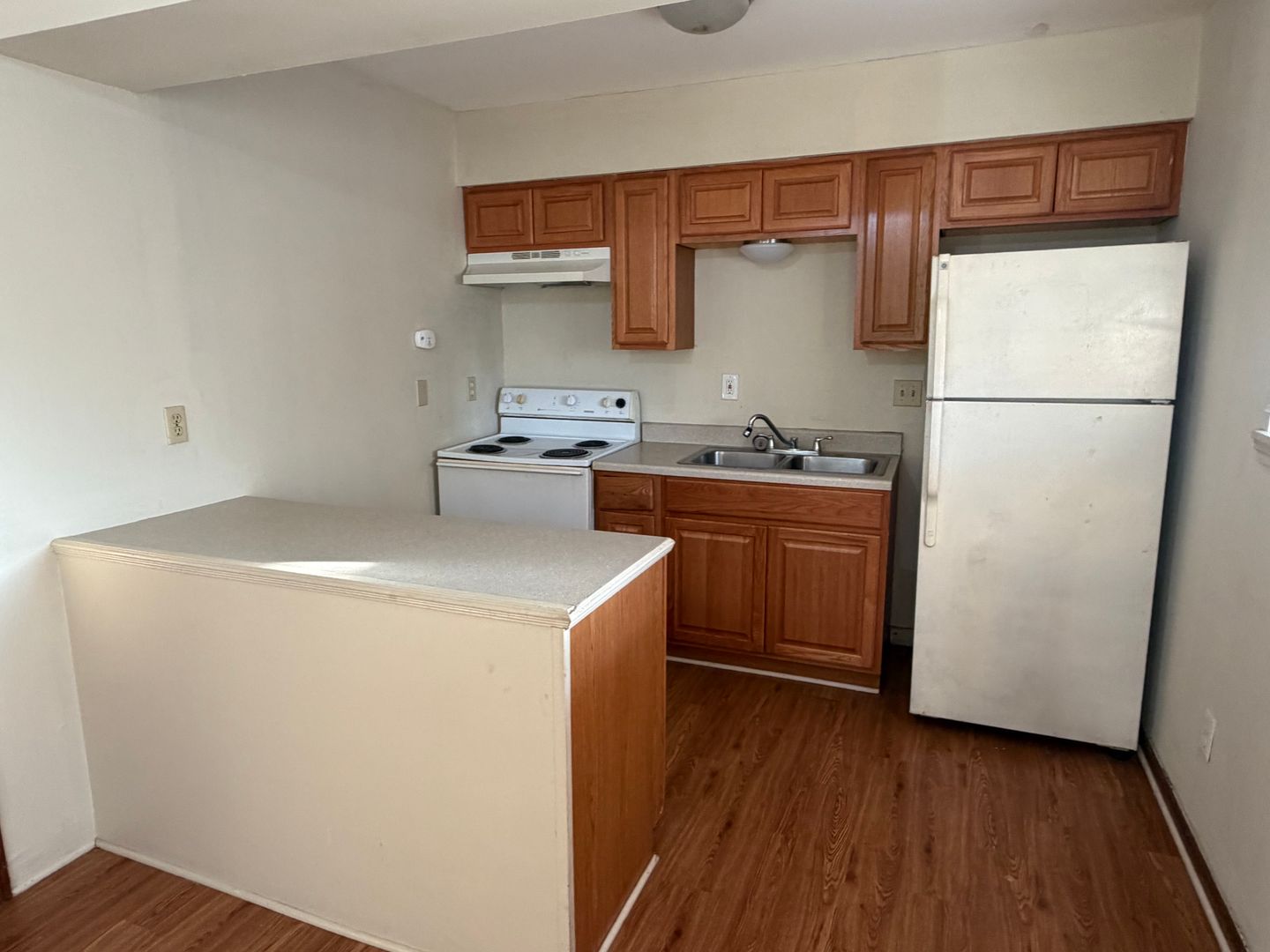 Lafayette Apartment: 210 Rue Royale