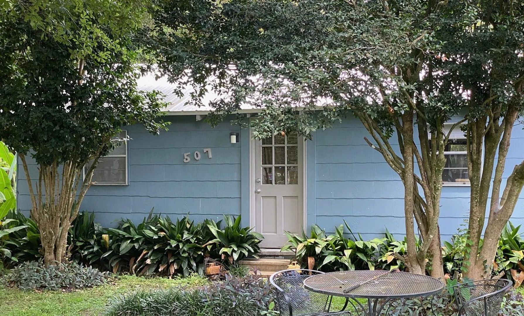 Lafayette House: 507 Cedar Crest Court
