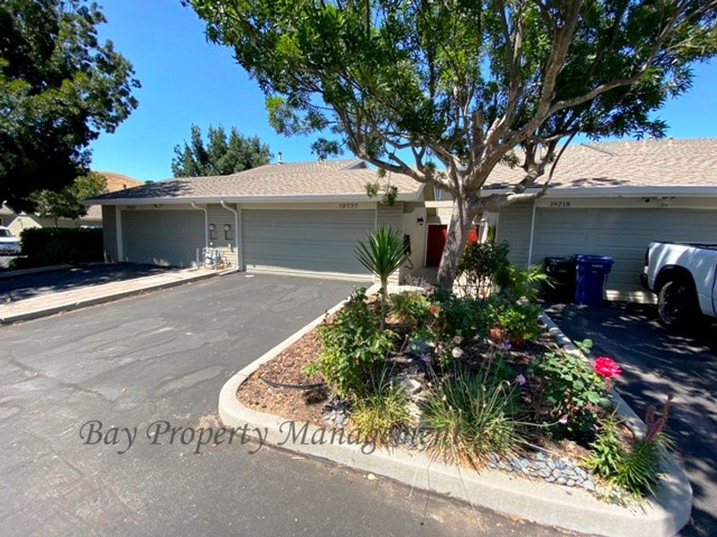 Salinas House: 19220 Creekside Lane