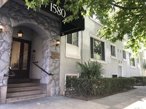 Beautiful Studio Near Lake Merritt!! – photo 1