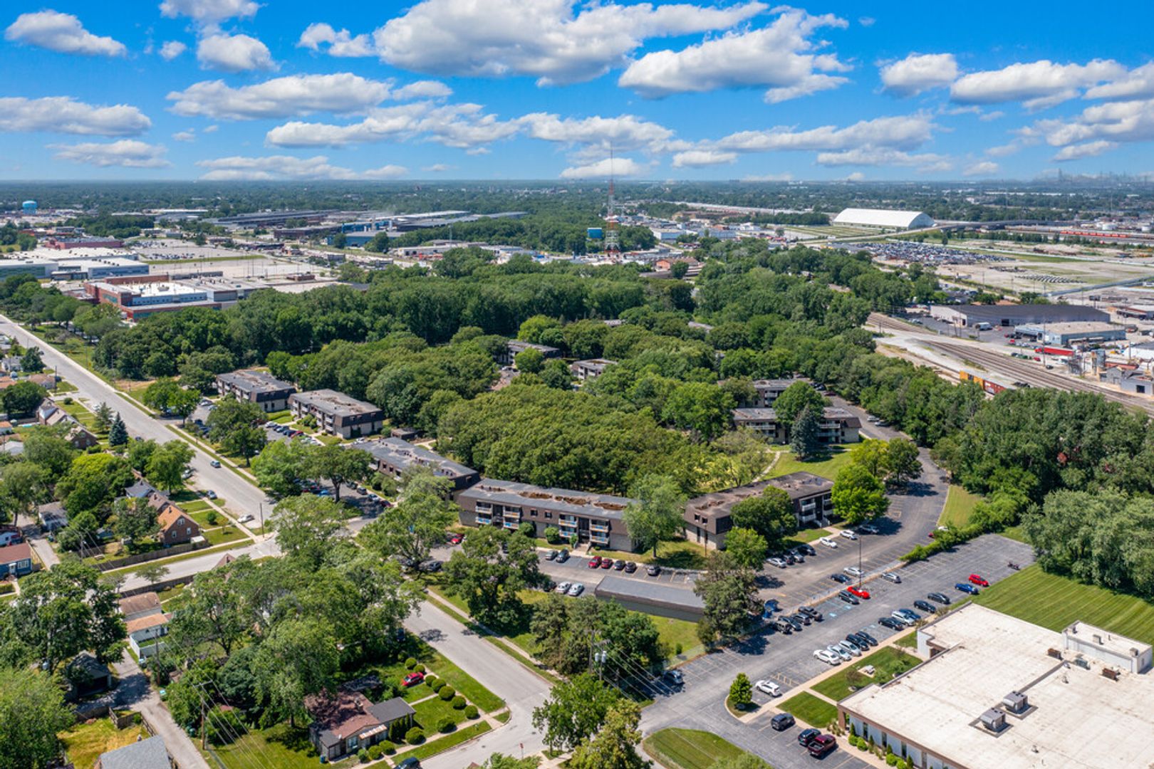 2217 Tanglewood Dr, Hammond, IN 46323