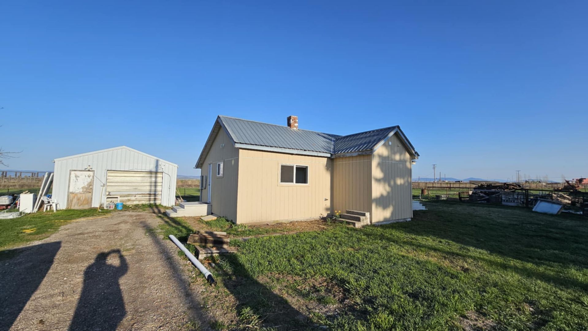 Newly Remodeled!!! Country Living in Ronan