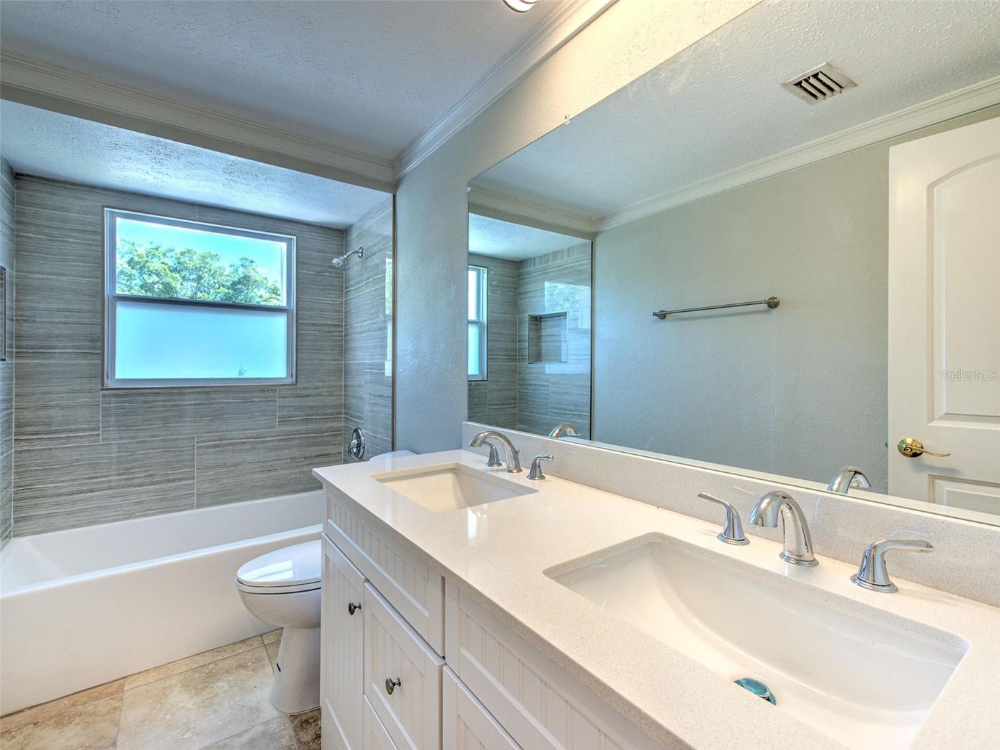 4711 w san rafael 2 of 12