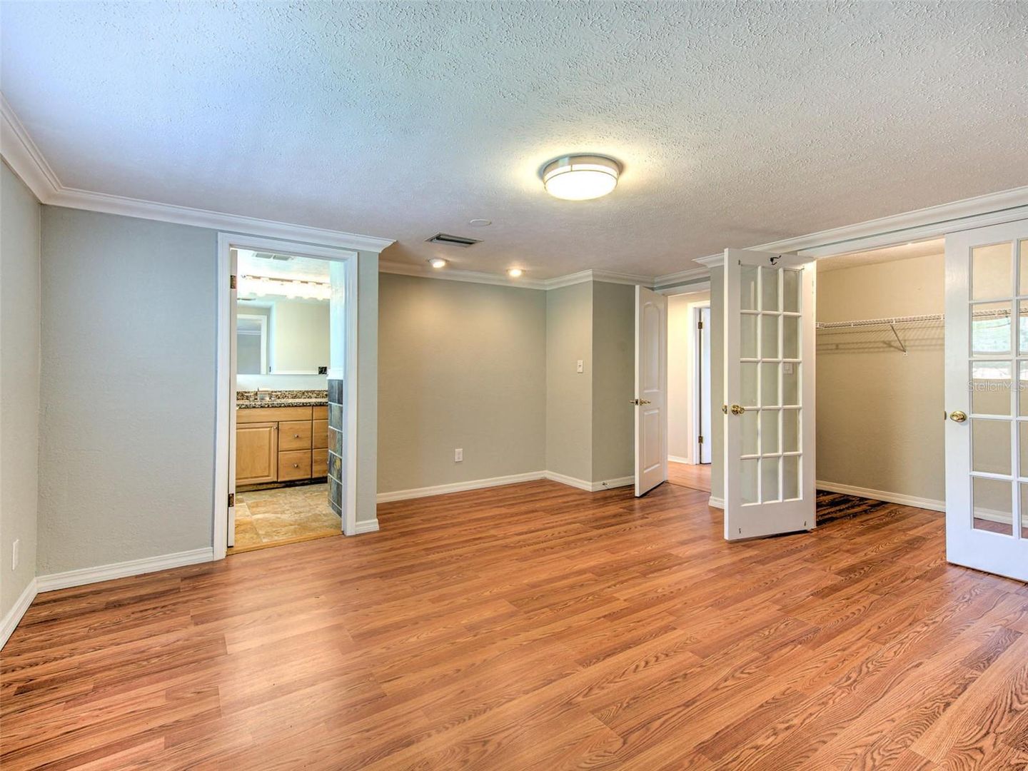 4711 w san rafael 6 of 12