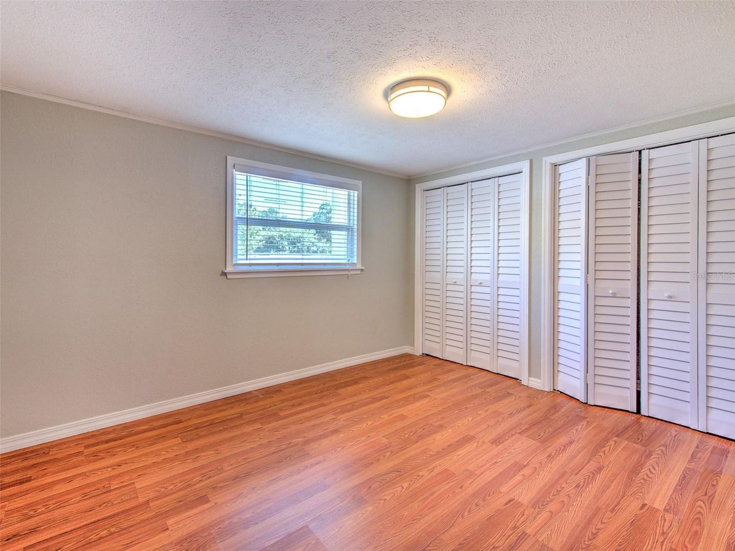 4711 w san rafael 5 of 12