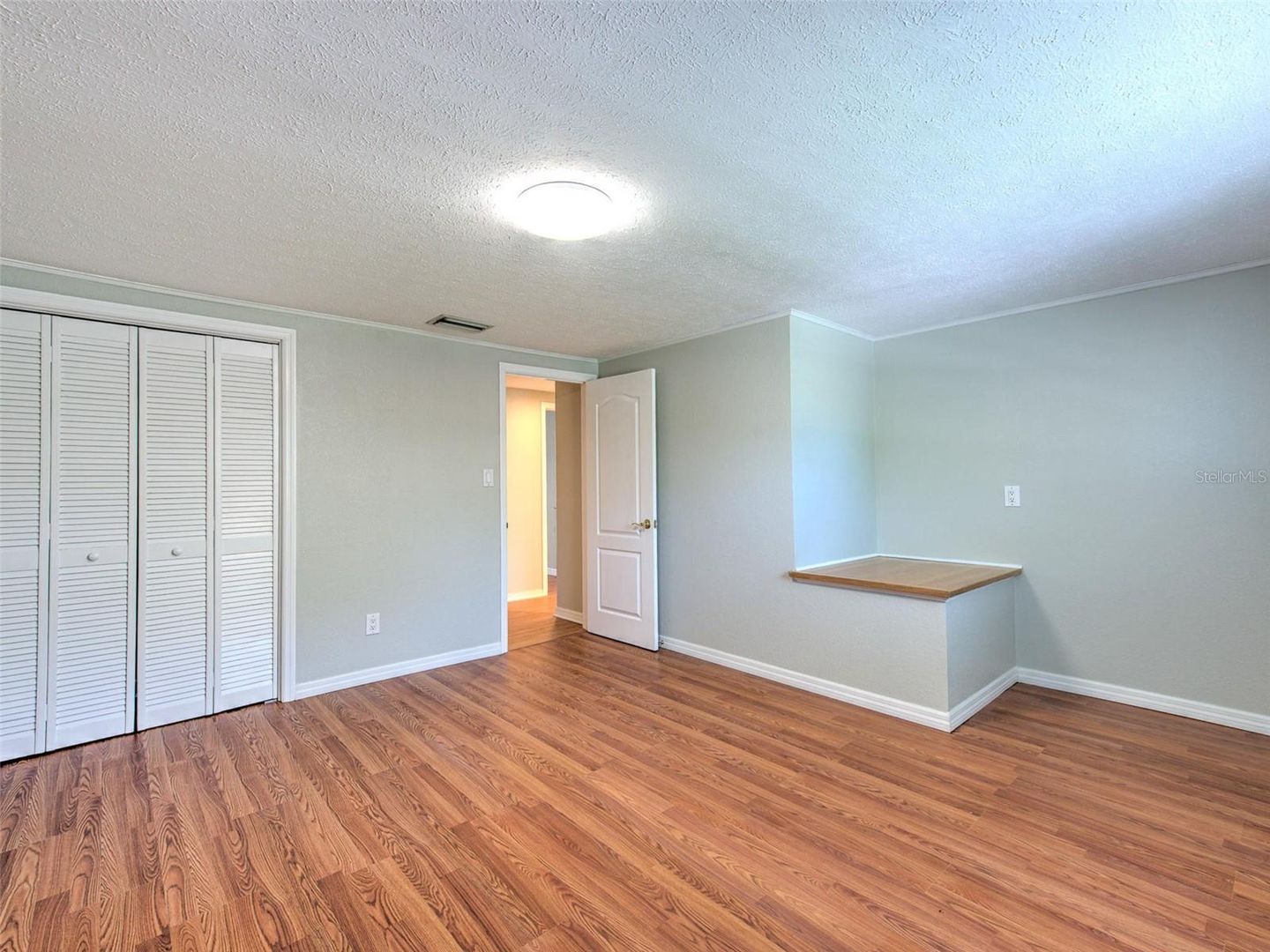 4711 w san rafael 4 of 12