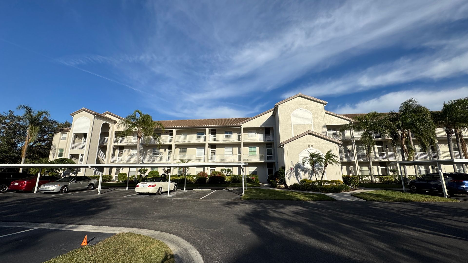 Sarasota Condo: 8735 Olde Hickory Ave #8306