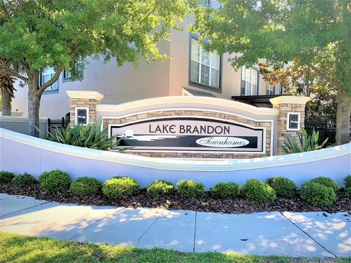 2542 Middleton Grove Dr, Brandon, FL 33511