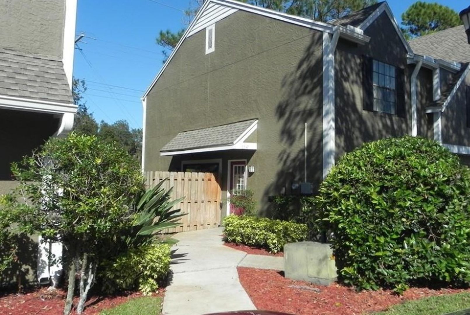 Tampa Apartment: 16547 Lake Brigadoon Circle