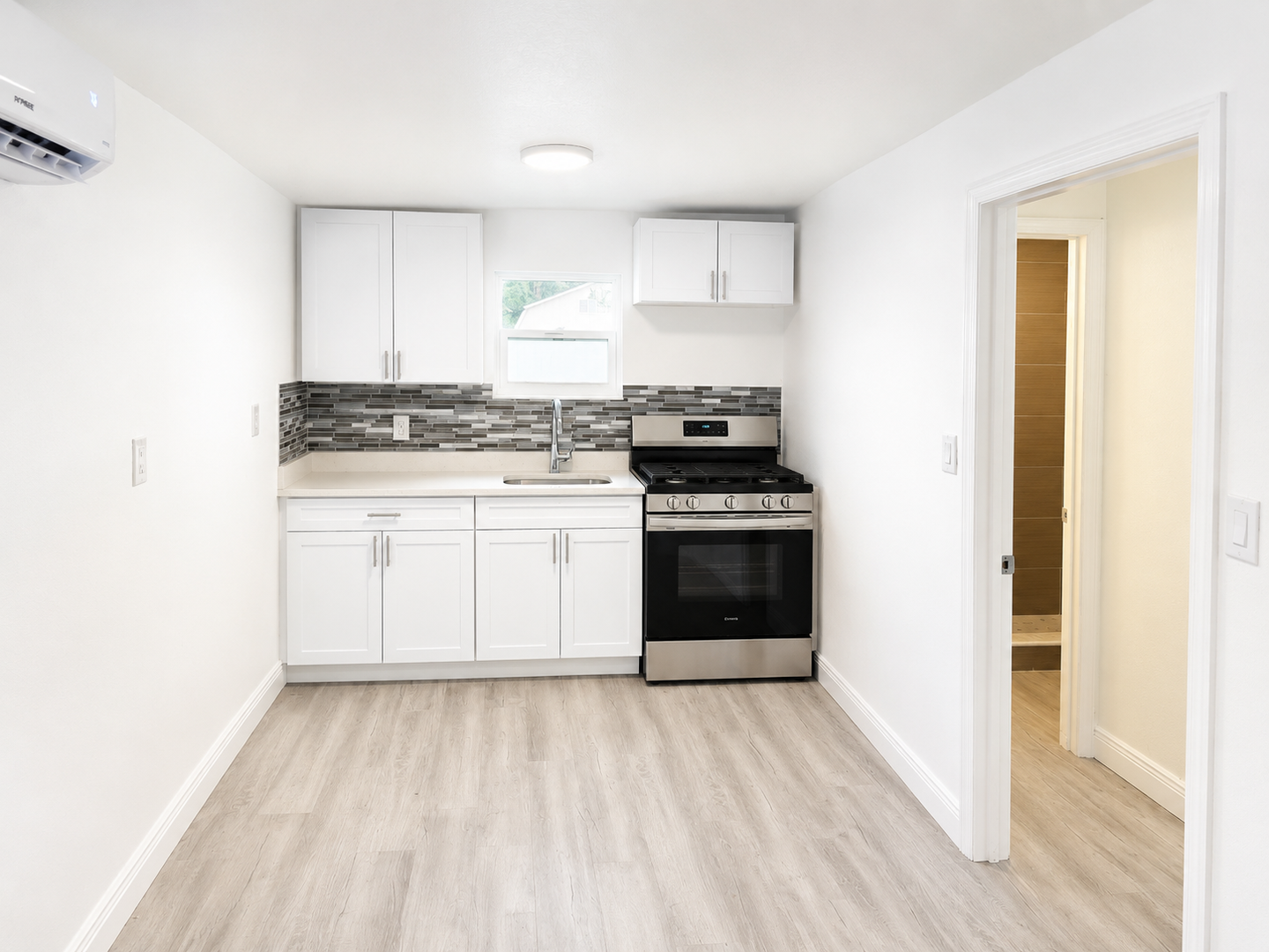 Tampa House: 1904 W St. Louis Street Unit 2