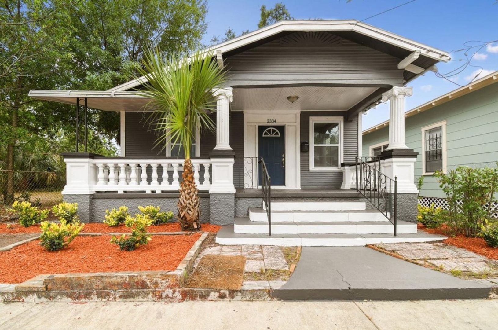 Tampa House: 2334 W Spruce St