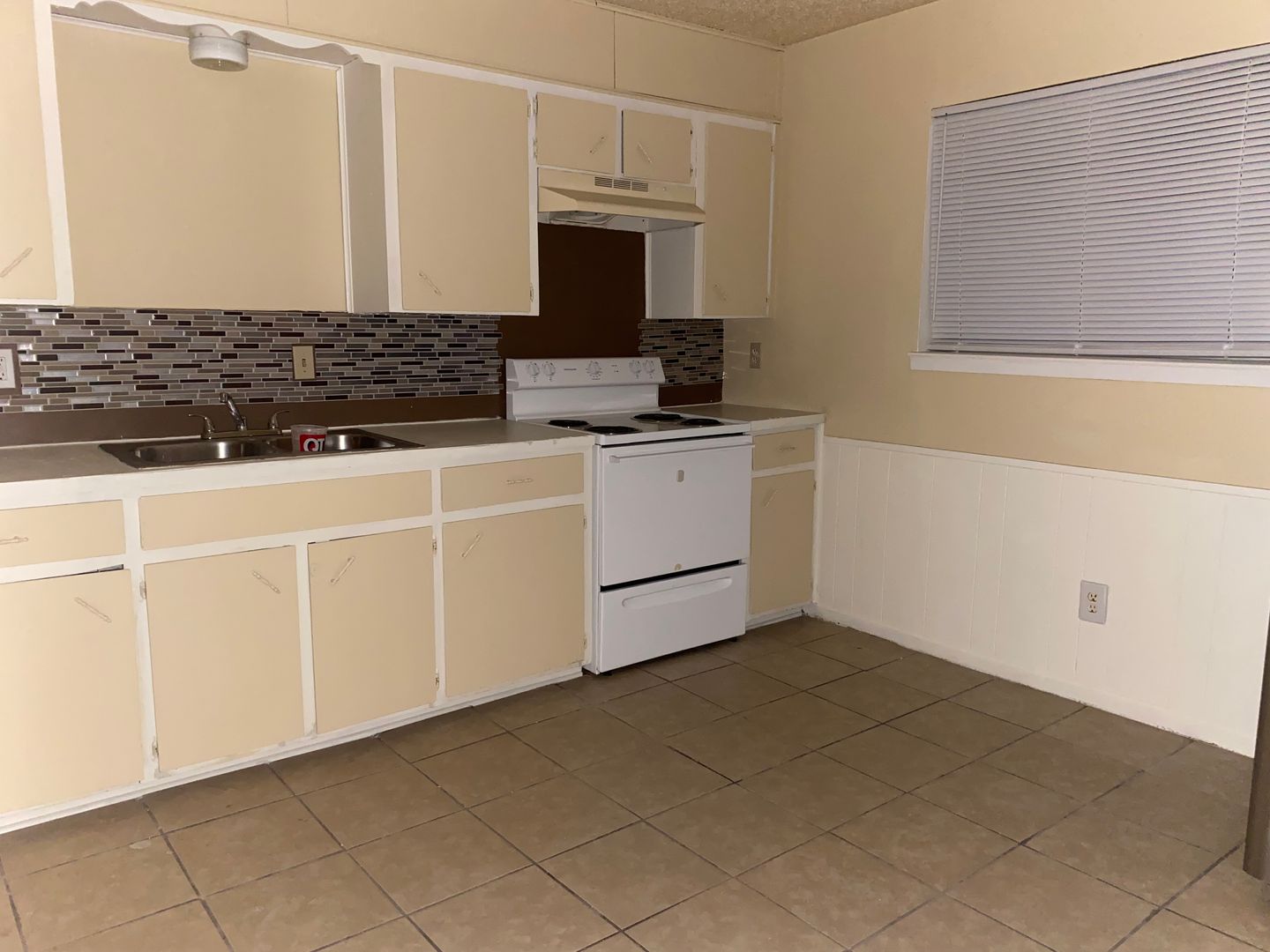 Killeen Apartment: 803 W. Avenue E