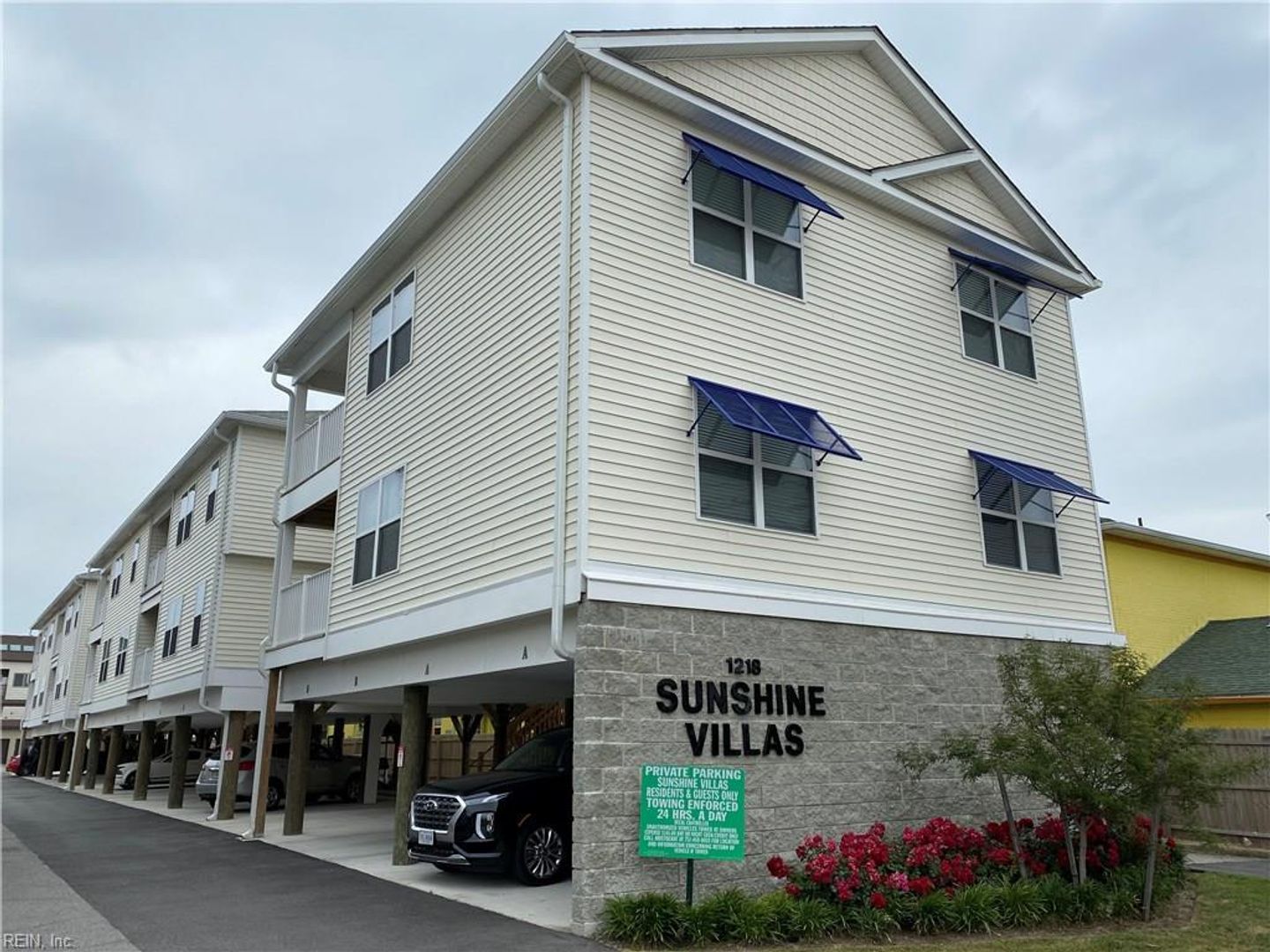 Norfolk House: 1218 W. Ocean View Ave. #J