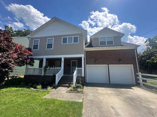 Spacious Home in Belvedere! – photo 1