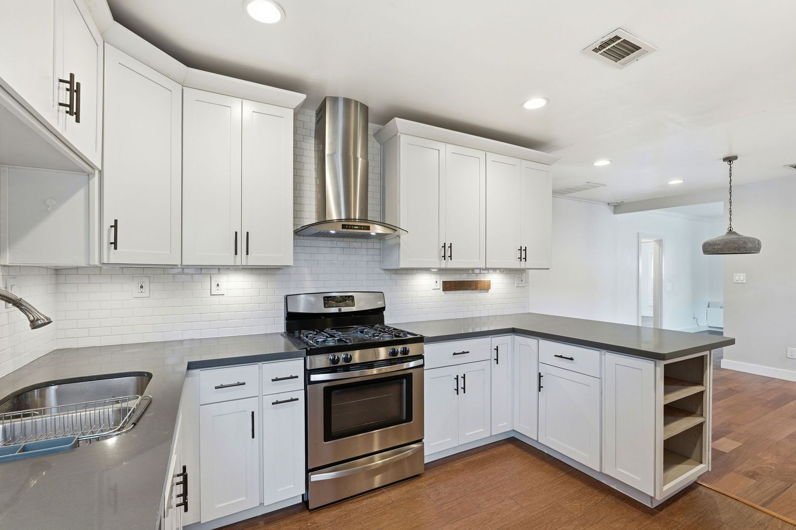 Berkeley House: 954 Cedar St