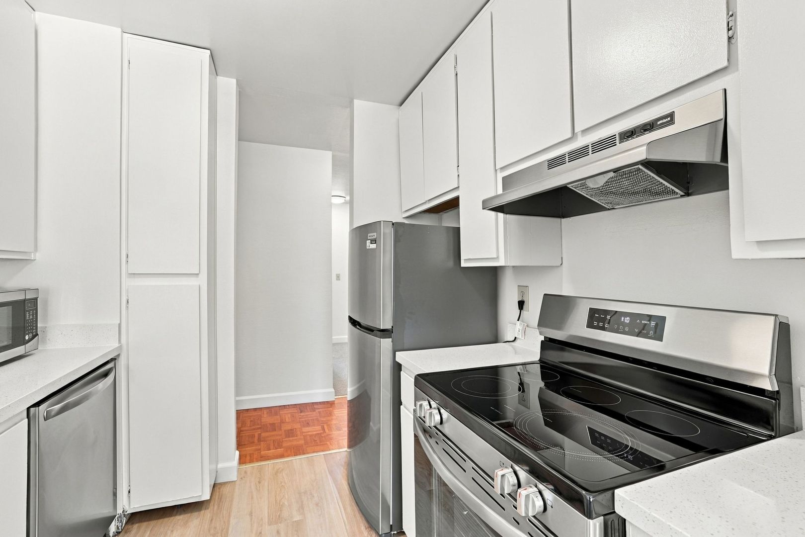 Walnut Creek House: 1241 Homestead Ave. #200
