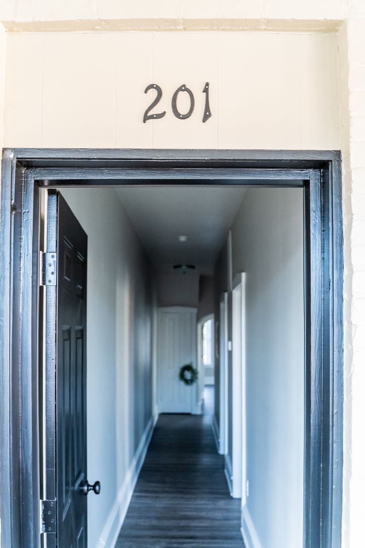 Elizabethtown Apartment: 101-105 S. Market Street