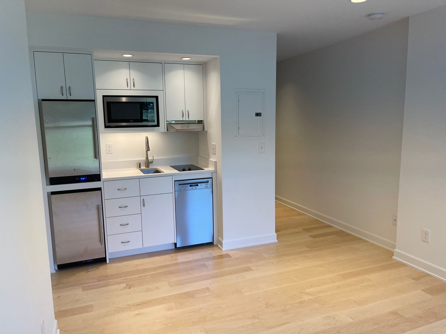 St. Paul Apartment: 1568 Eustis Street