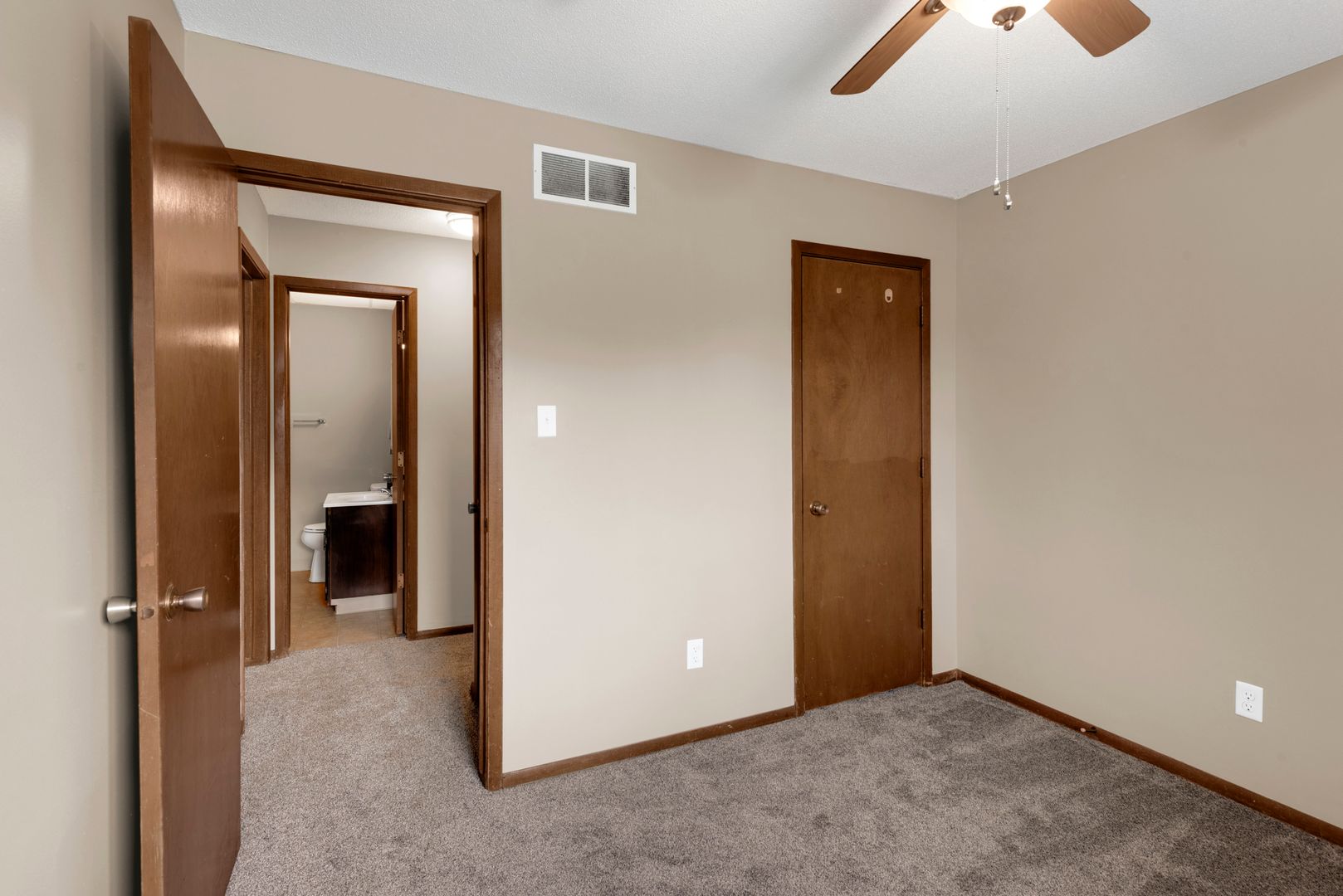 Hickory Ridge Apartments 6 of 14