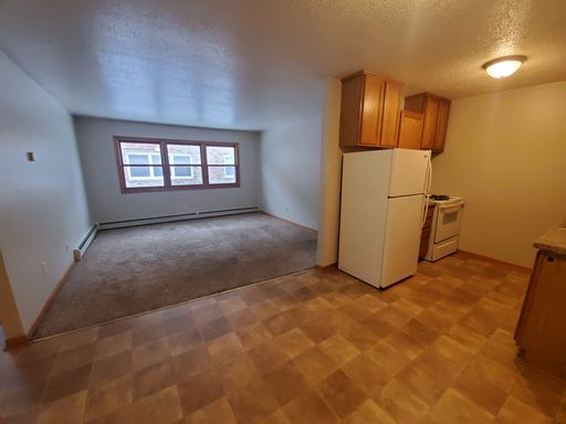 2 Months FREE on 18 Month Lease! 2 Bedroom With LARGE Walk-in Closets!