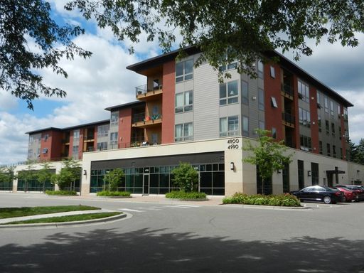 Prime Edina Location! Trail Access! Foxy & Alluring Living Starts Here! – photo 1