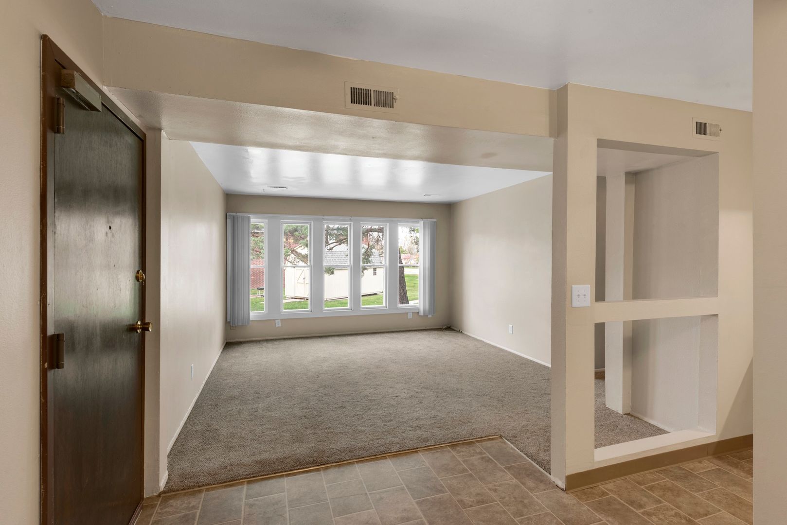 Alpine Apartments 10 of 18