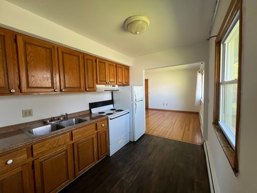 Cozy 1 Bedroom Apartment in Coon Rapids