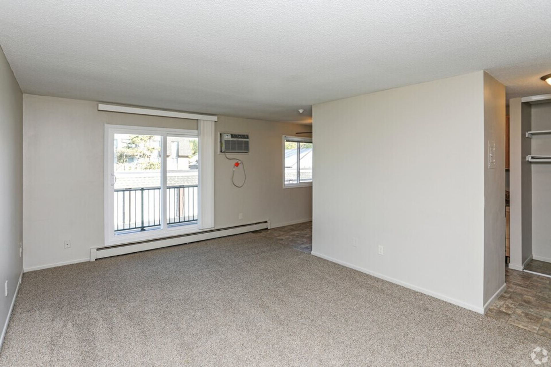 Ridgewood Apartments 8 of 12