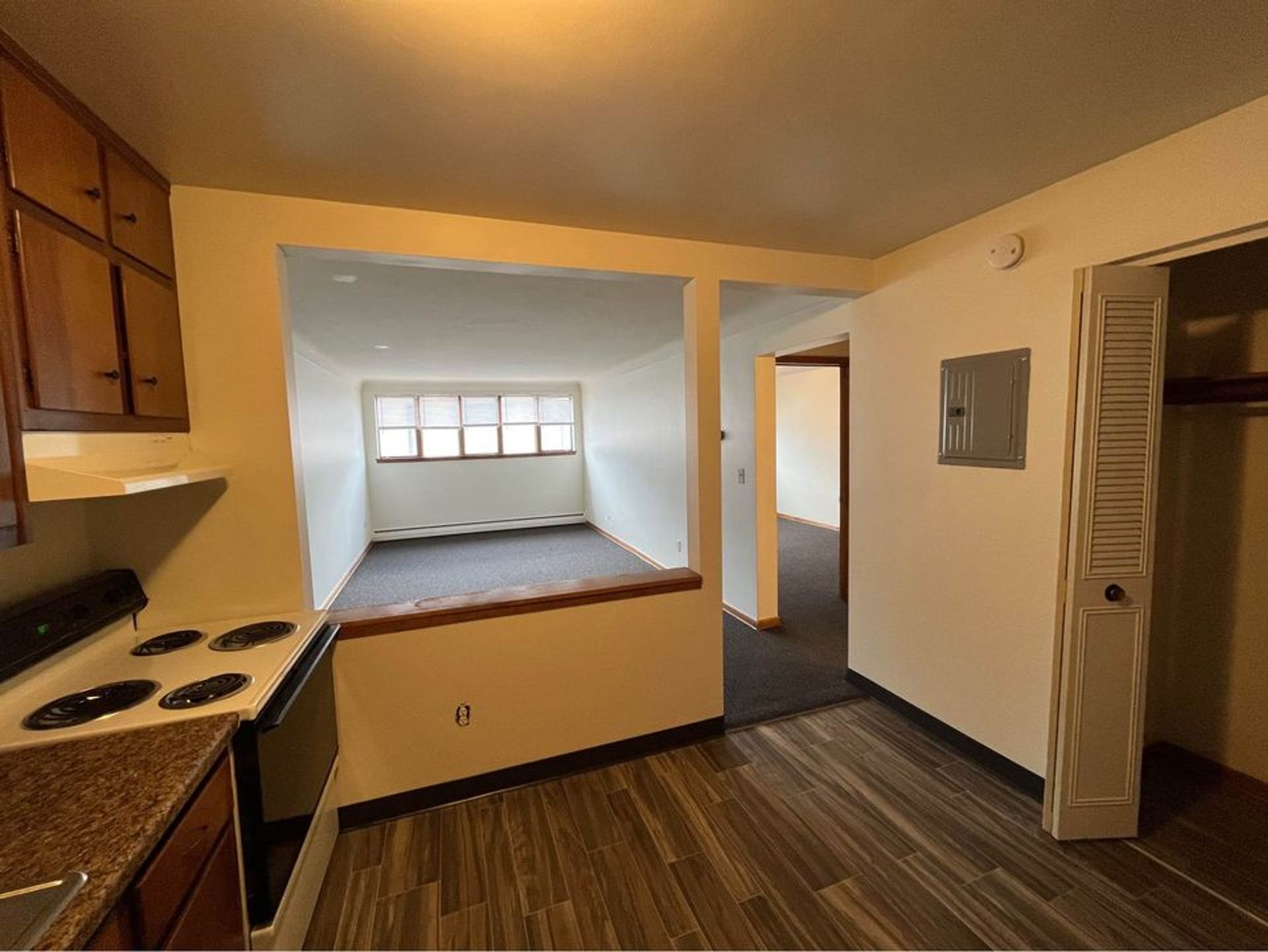 Phalen Apartments on Maryland Ave 10 of 12